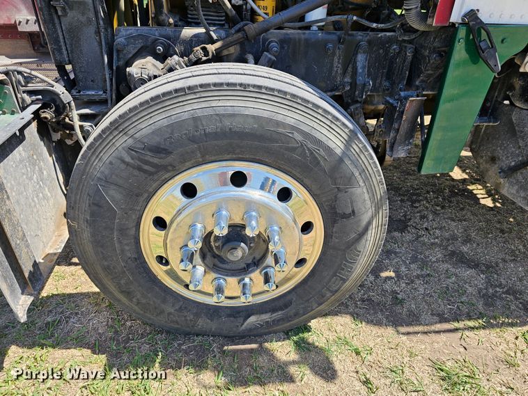 image for item DK1739 1997 Peterbilt 378  semi truck