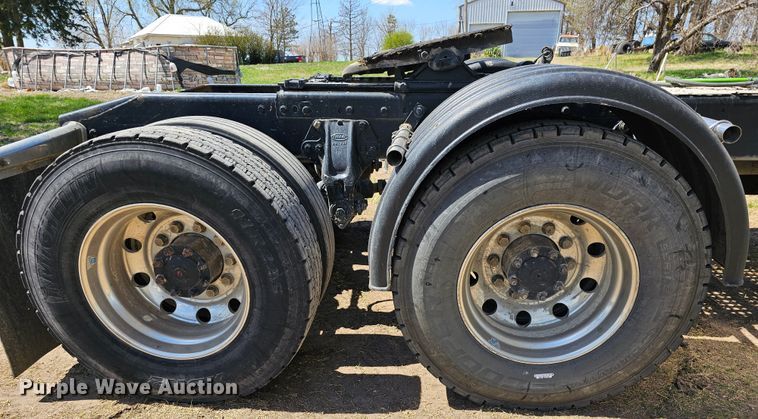 image for item DK1739 1997 Peterbilt 378  semi truck