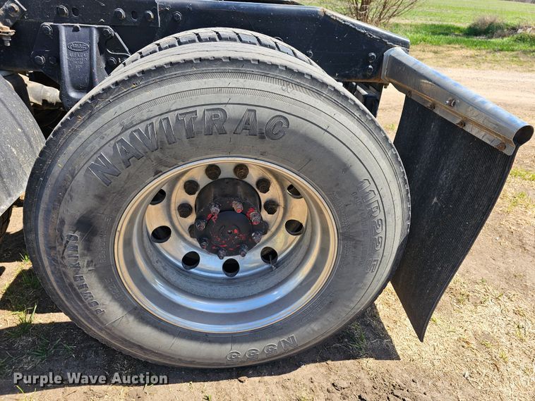 image for item DK1739 1997 Peterbilt 378  semi truck