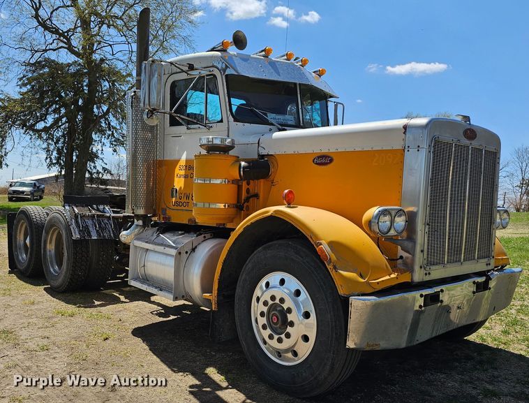 image for item DK1740 1983 Peterbilt 359  semi truck