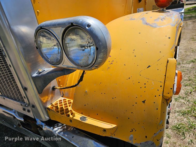 image for item DK1740 1983 Peterbilt 359  semi truck