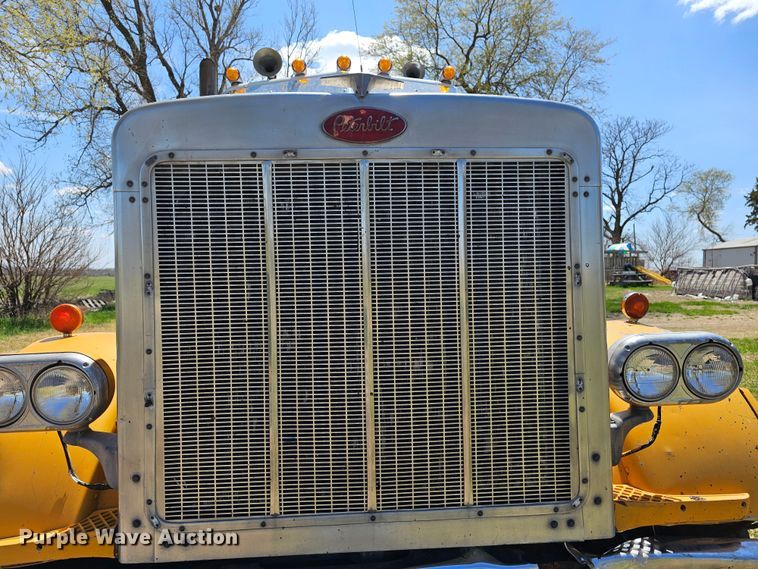 image for item DK1740 1983 Peterbilt 359  semi truck