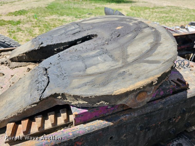 image for item DK1740 1983 Peterbilt 359  semi truck