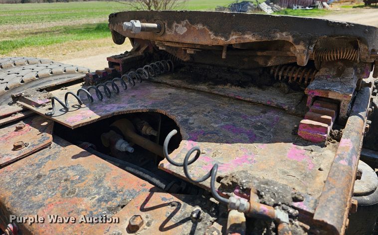 image for item DK1740 1983 Peterbilt 359  semi truck