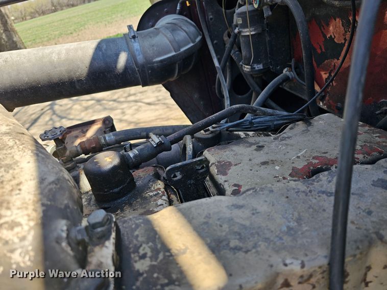 image for item DK1740 1983 Peterbilt 359  semi truck