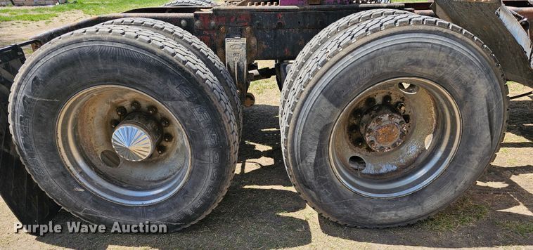 image for item DK1740 1983 Peterbilt 359  semi truck