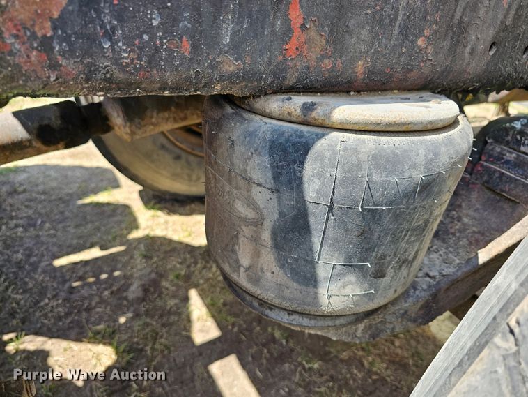 image for item DK1740 1983 Peterbilt 359  semi truck