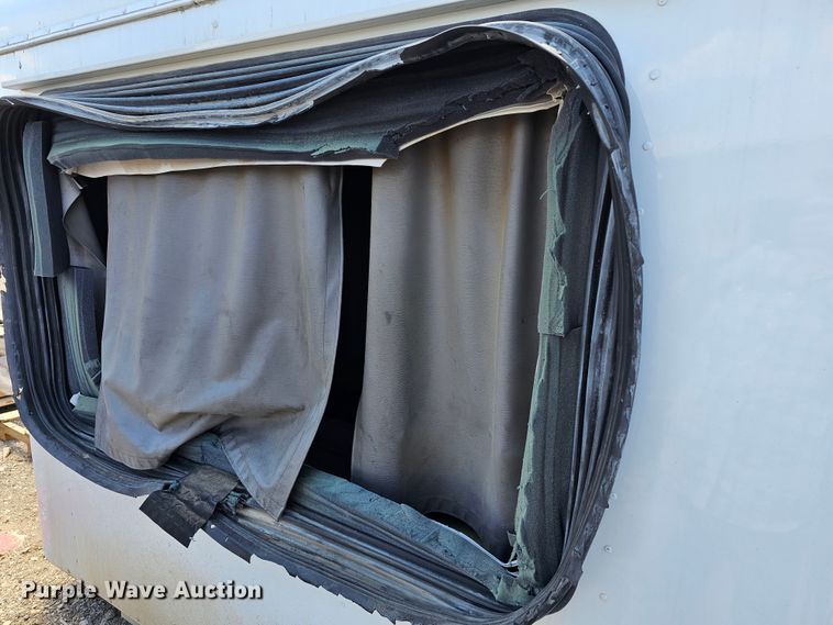 image for item DK1741 Freightliner  sleeper cab