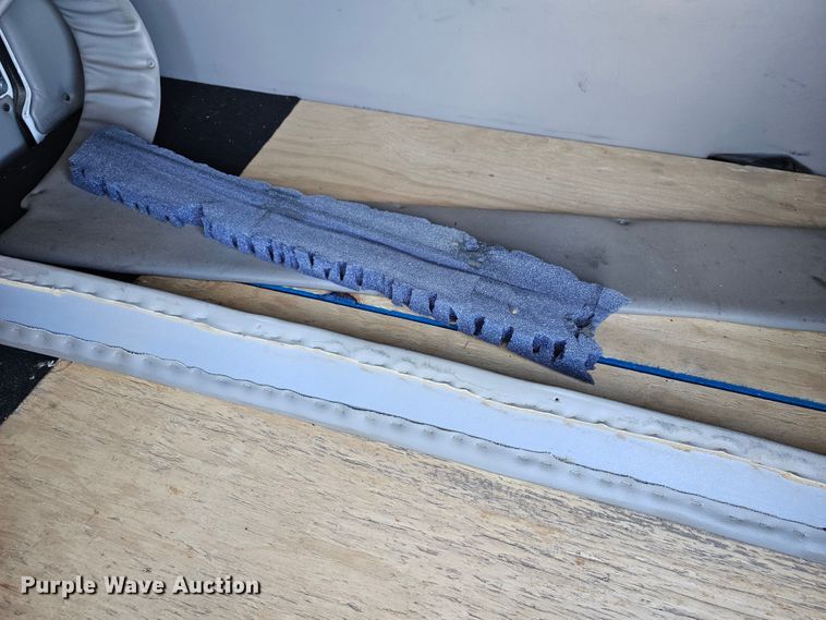 image for item DK1741 Freightliner  sleeper cab