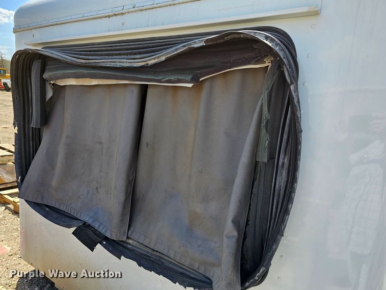 image for item DK1741 Freightliner  sleeper cab