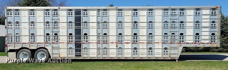 image for item DK5224 2004 Wilson PSDCL-411P  livestock trailer
