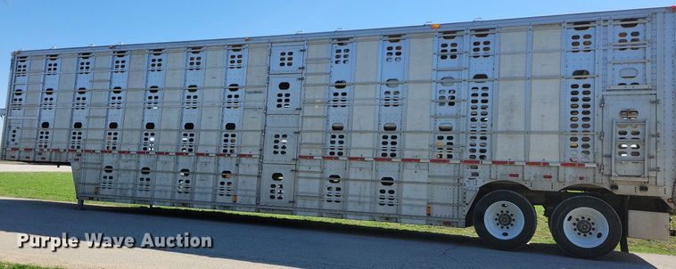 image for item DK5224 2004 Wilson PSDCL-411P  livestock trailer