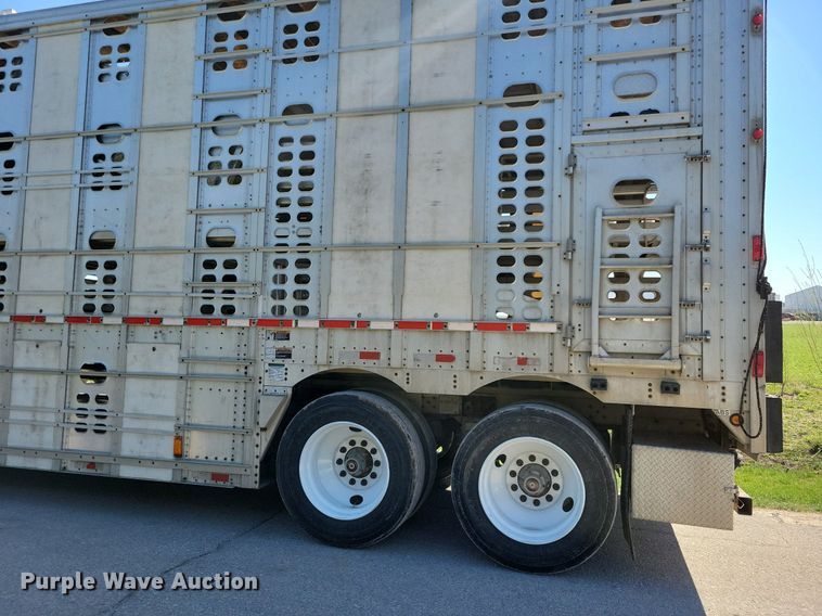 image for item DK5224 2004 Wilson PSDCL-411P  livestock trailer