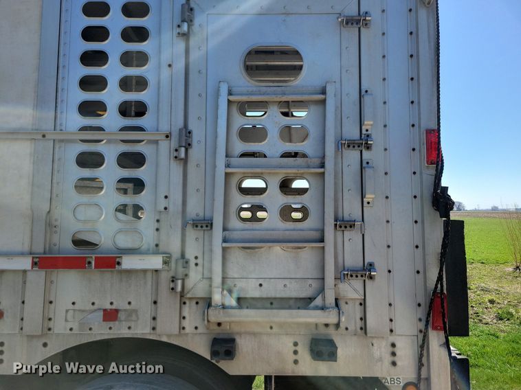 image for item DK5224 2004 Wilson PSDCL-411P  livestock trailer