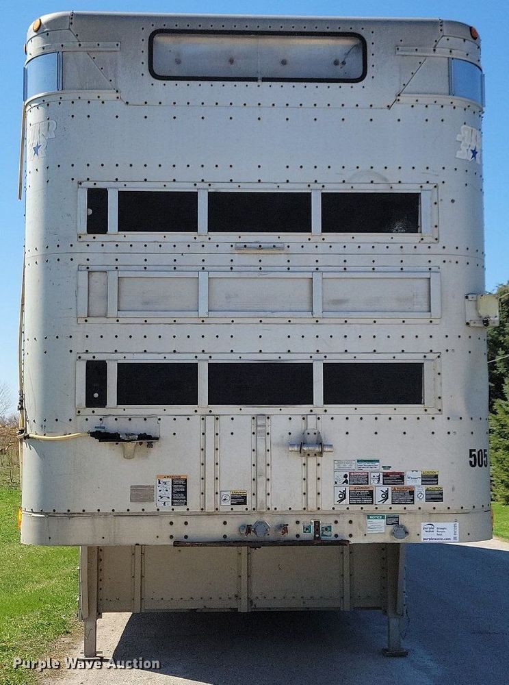 image for item DK5225 2004 Wilson PSDCL-411P  livestock trailer