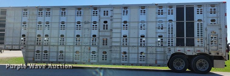 image for item DK5225 2004 Wilson PSDCL-411P  livestock trailer