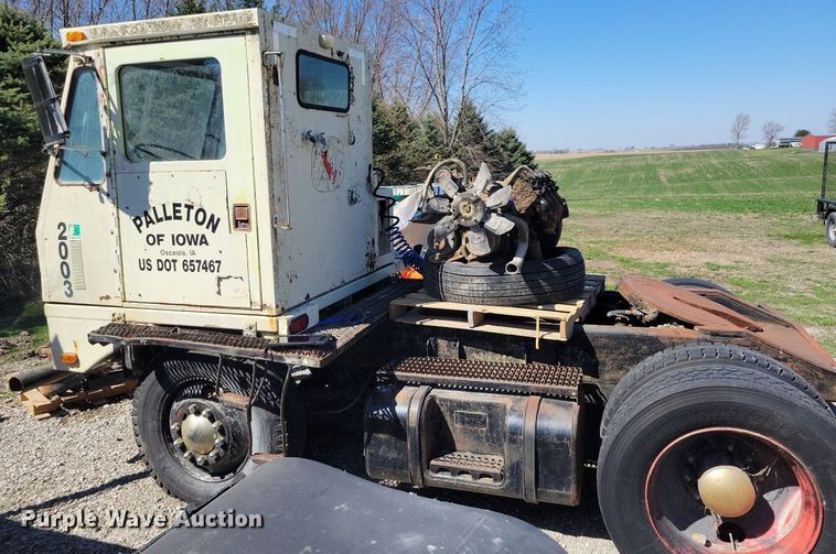 image for item DK5226 1979 Ottawa Commando 30  yard truck