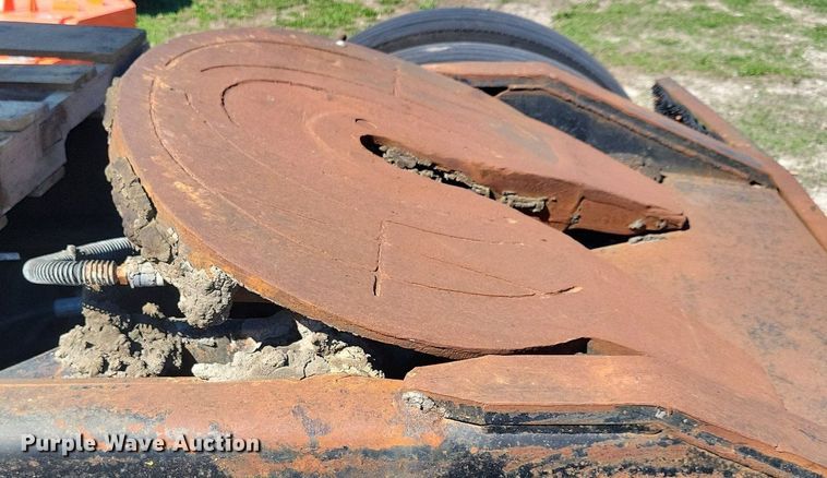 image for item DK5226 1979 Ottawa Commando 30  yard truck