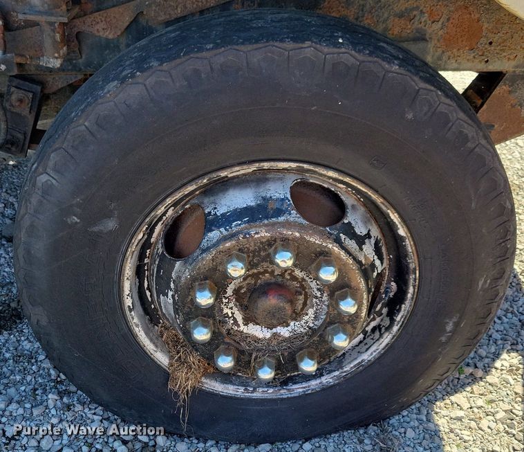 image for item DK5226 1979 Ottawa Commando 30  yard truck