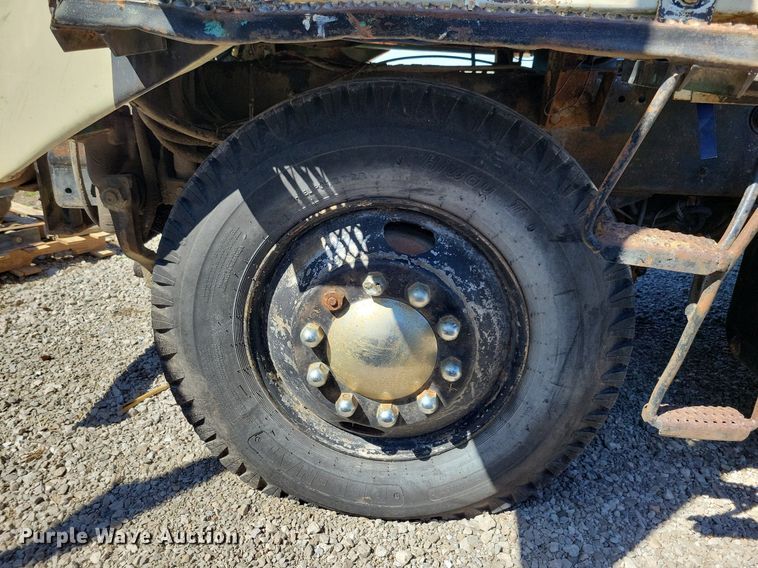 image for item DK5226 1979 Ottawa Commando 30  yard truck