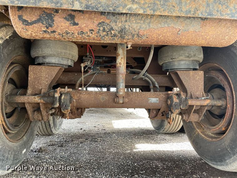 image for item DL3765 2005 Wabash  dry van trailer