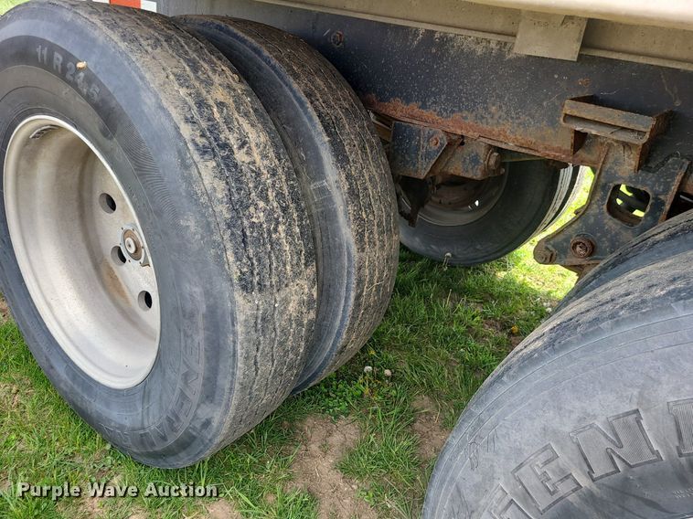 image for item DM4866 1994 Corn Husker  end dump pup trailer