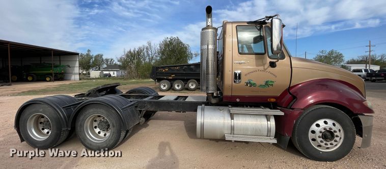 image for item DN4587 2011 International ProStar Plus 122  semi truck