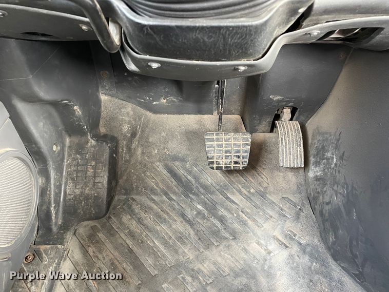 image for item DN4587 2011 International ProStar Plus 122  semi truck