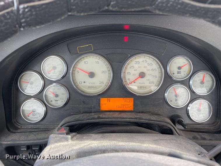 image for item DN4587 2011 International ProStar Plus 122  semi truck