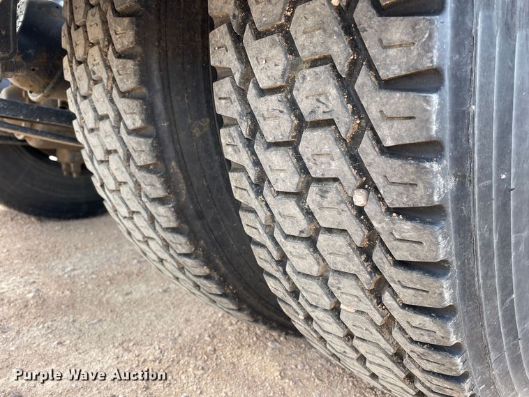 image for item DN4587 2011 International ProStar Plus 122  semi truck