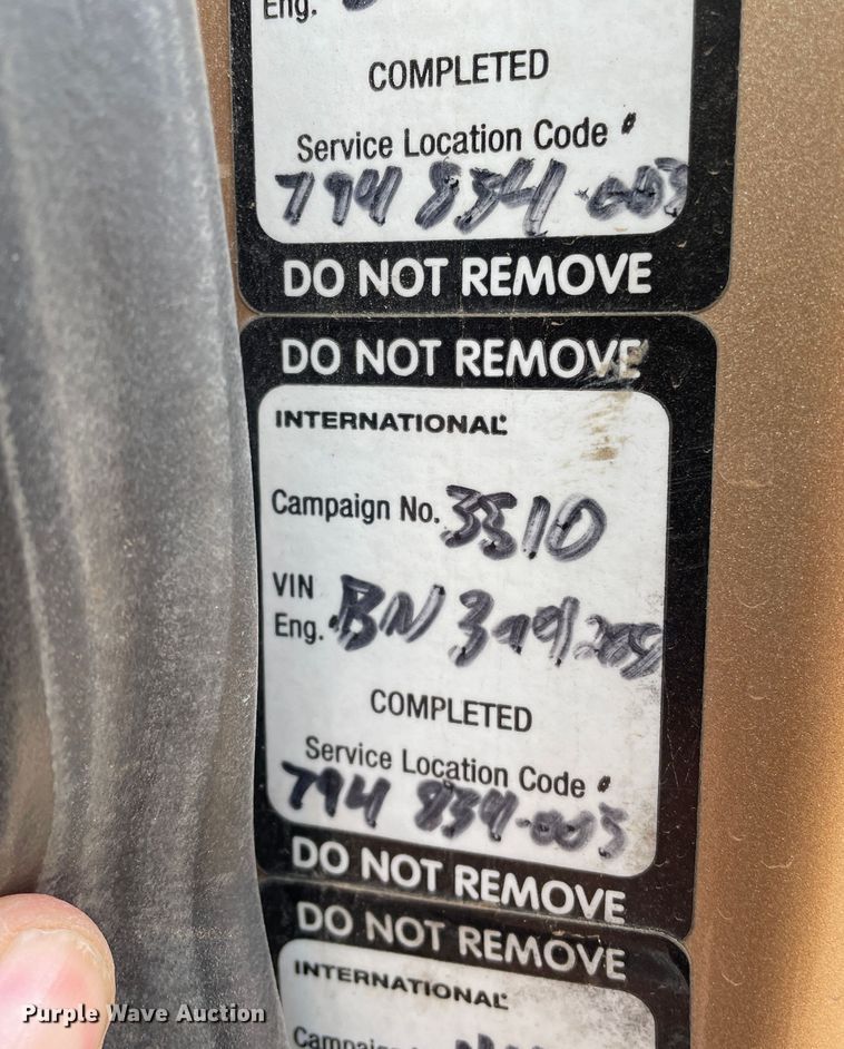 image for item DN4587 2011 International ProStar Plus 122  semi truck