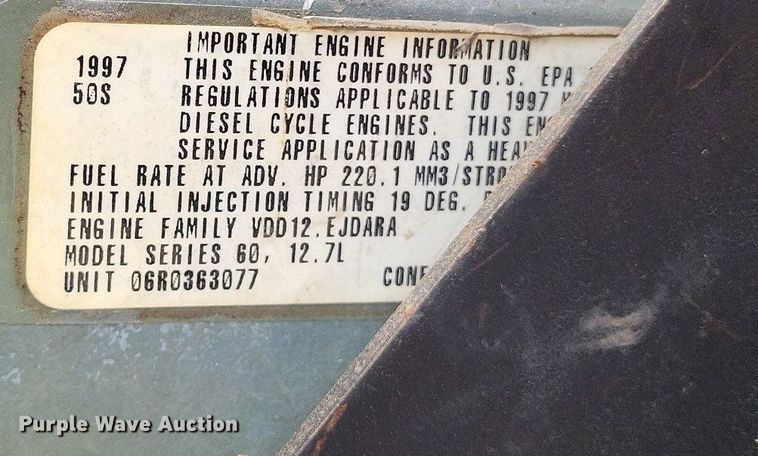 image for item DO3643 1998 Kenworth T800  semi truck