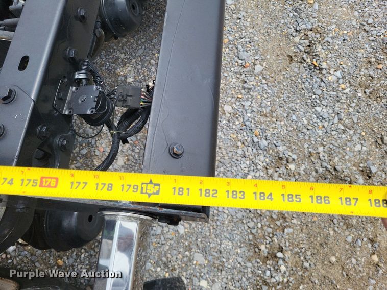 image for item DO3643 1998 Kenworth T800  semi truck