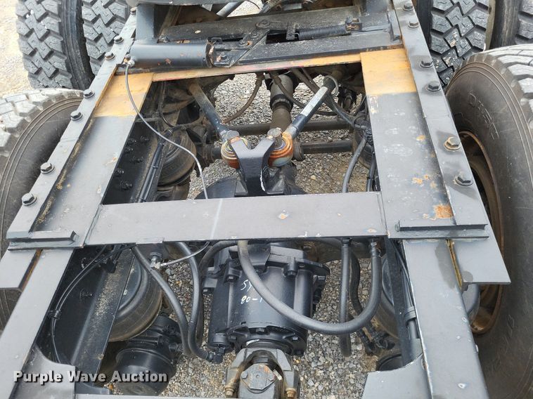 image for item DO3643 1998 Kenworth T800  semi truck