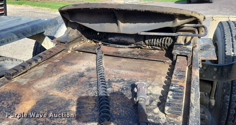 image for item DO3644 1993 Ford Aeromax L9000  semi truck