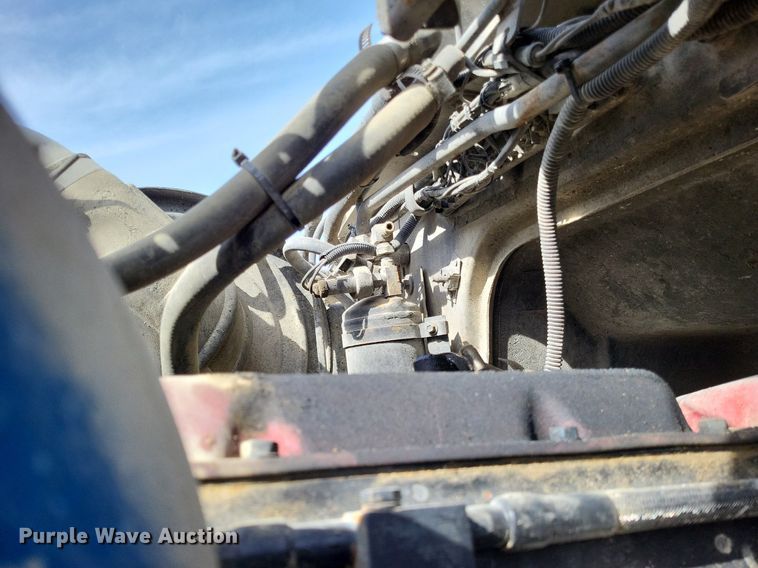 image for item DO3644 1993 Ford Aeromax L9000  semi truck