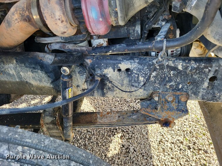 image for item DO3644 1993 Ford Aeromax L9000  semi truck