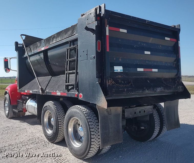 image for item DQ0488 2010 Peterbilt 340  dump truck