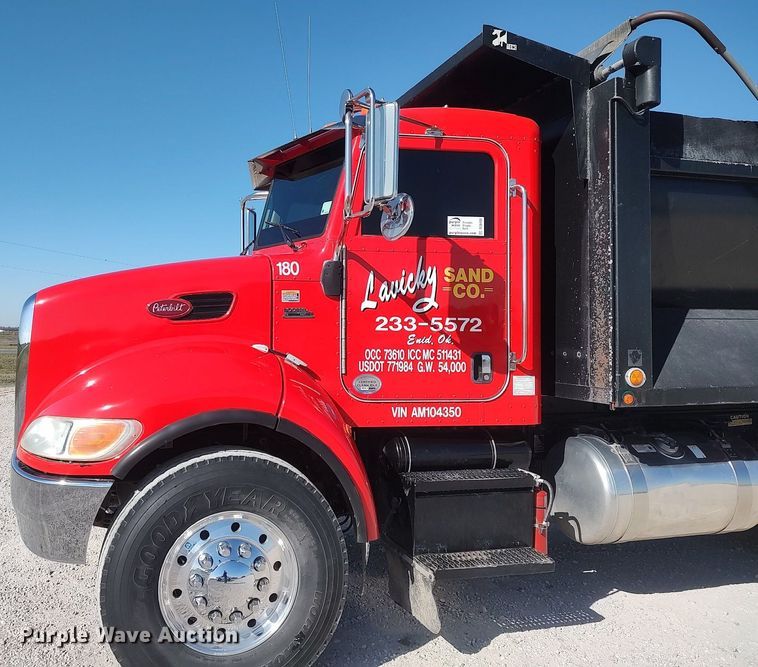 image for item DQ0488 2010 Peterbilt 340  dump truck