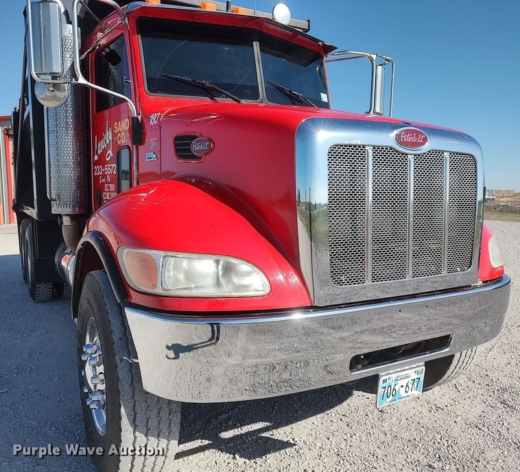 image for item DQ0488 2010 Peterbilt 340  dump truck