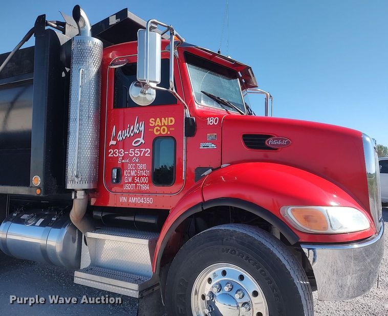 image for item DQ0488 2010 Peterbilt 340  dump truck