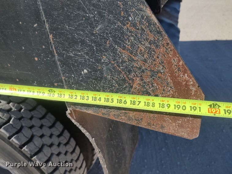 image for item DQ0488 2010 Peterbilt 340  dump truck