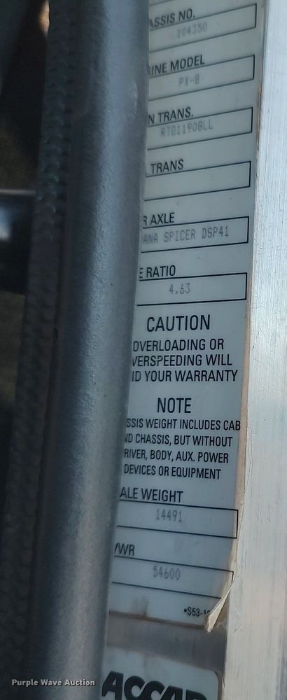 image for item DQ0488 2010 Peterbilt 340  dump truck