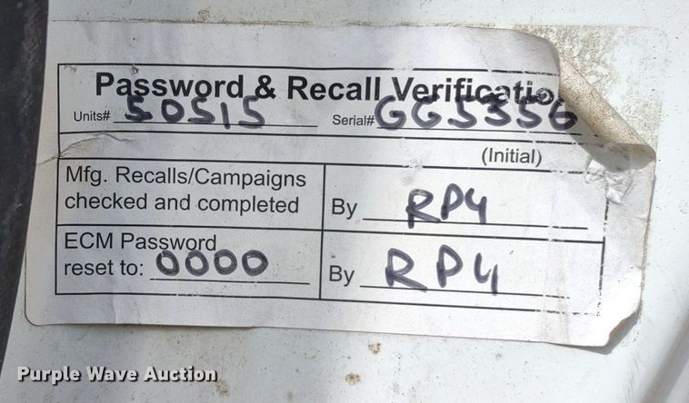 image for item DQ1688 2015 Freightliner Cascadia  semi truck