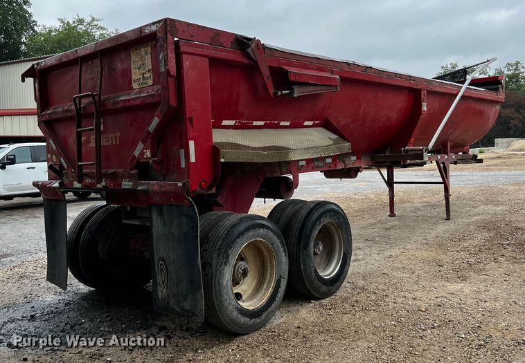image for item DQ2033 1999 Clement RKHL3226  end dump trailer