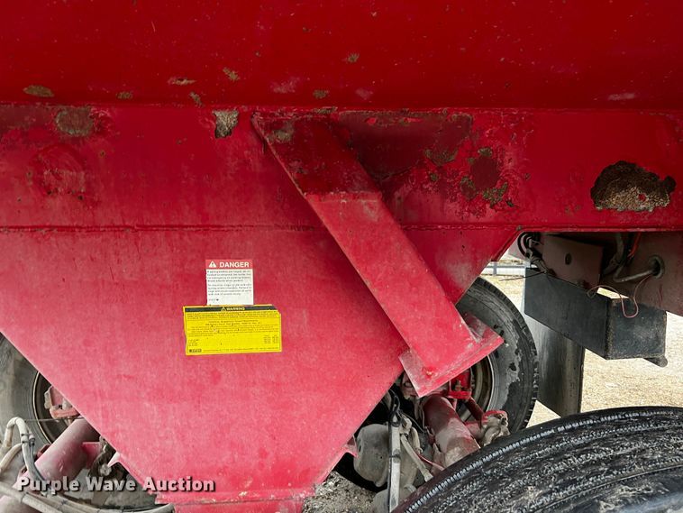 image for item DQ2033 1999 Clement RKHL3226  end dump trailer