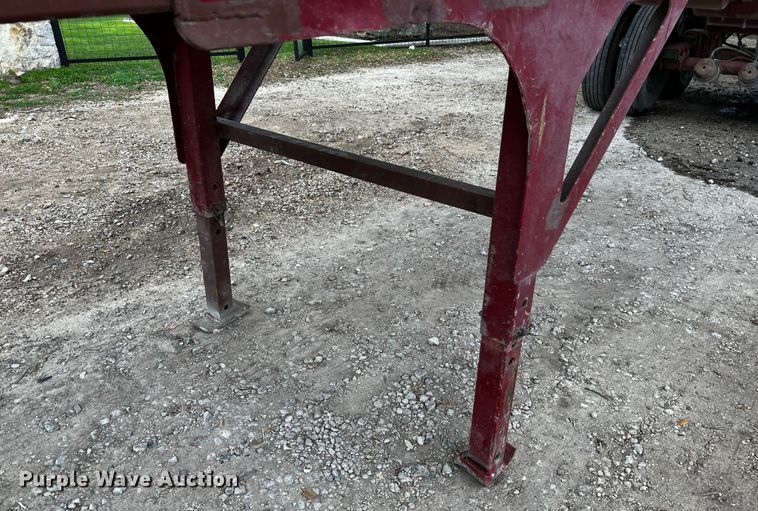 image for item DQ2033 1999 Clement RKHL3226  end dump trailer