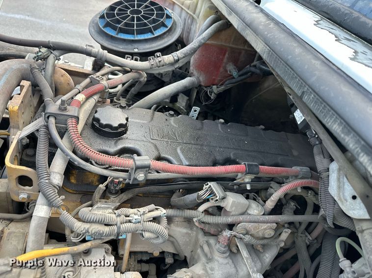 image for item DR5233 2006 Freightliner Business Class M2 106  box truck