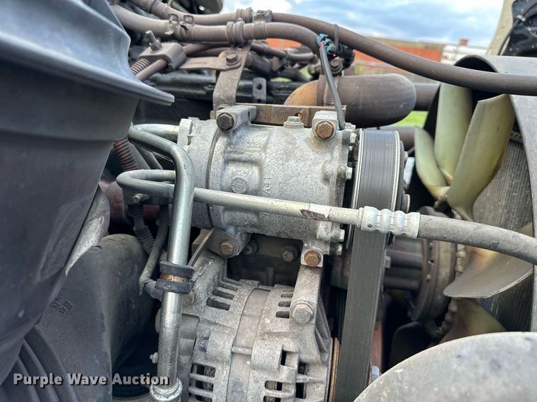 image for item DR5233 2006 Freightliner Business Class M2 106  box truck