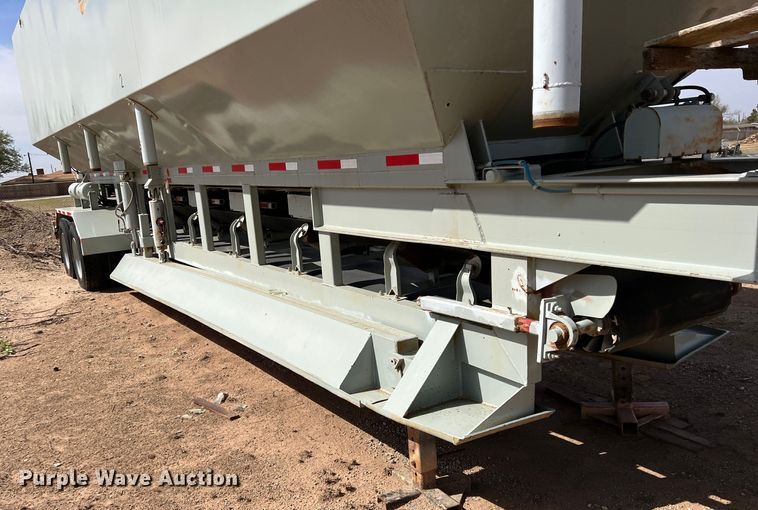 image for item DR5566 1985 Kolberg  sand trailer